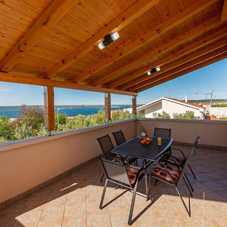 Beautiful Apartment In Maslenica With Kitchen Exterior photo